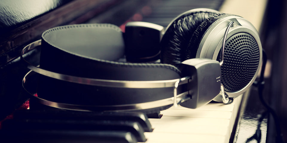The types of headset used for music and voice files